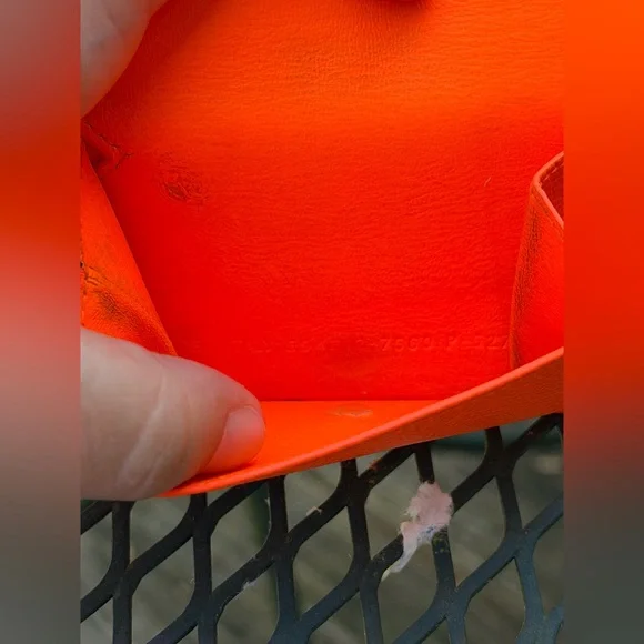 Balenciaga Vibrant Orange Pebbled Leather wallet - Picture 5 of 10